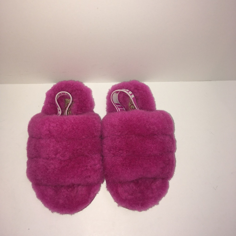 Ugg pink slippers kids size 9